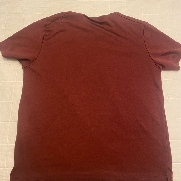 Men’s Cardinal Red Nike Running Shirt Medium - Picture 3 of 4